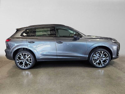 2026 Audi Q3 S line