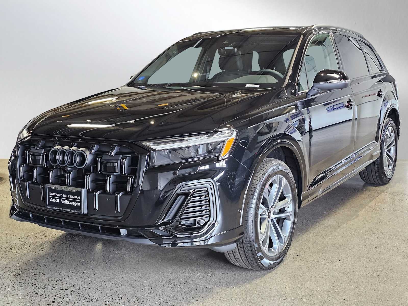 2026 Audi Q7 Premium 45 quattro