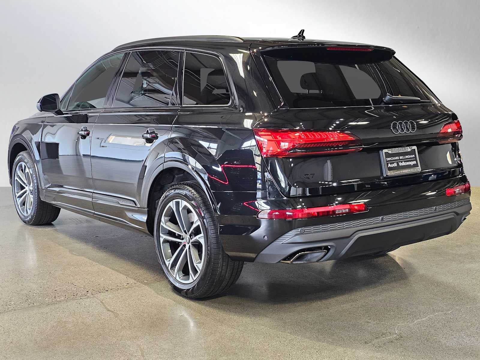 2026 Audi Q7 Premium 45 quattro