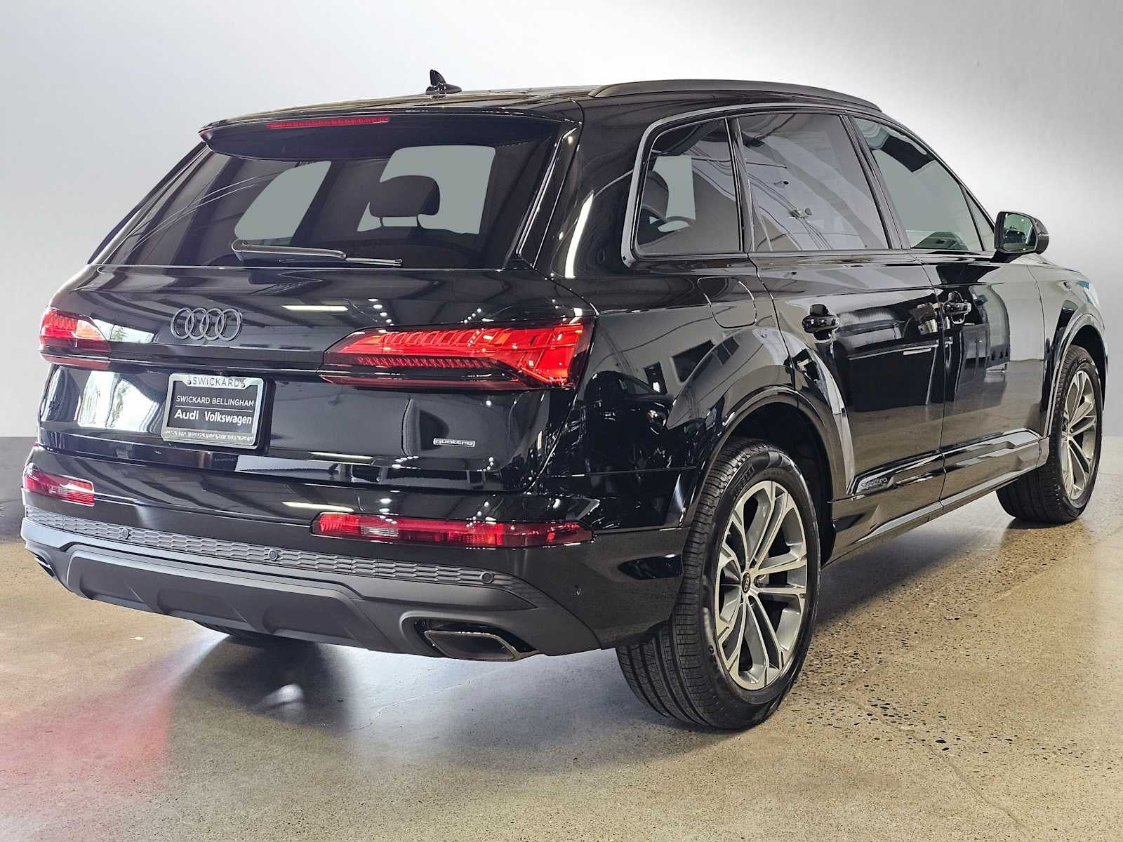 2026 Audi Q7 Premium 45 quattro