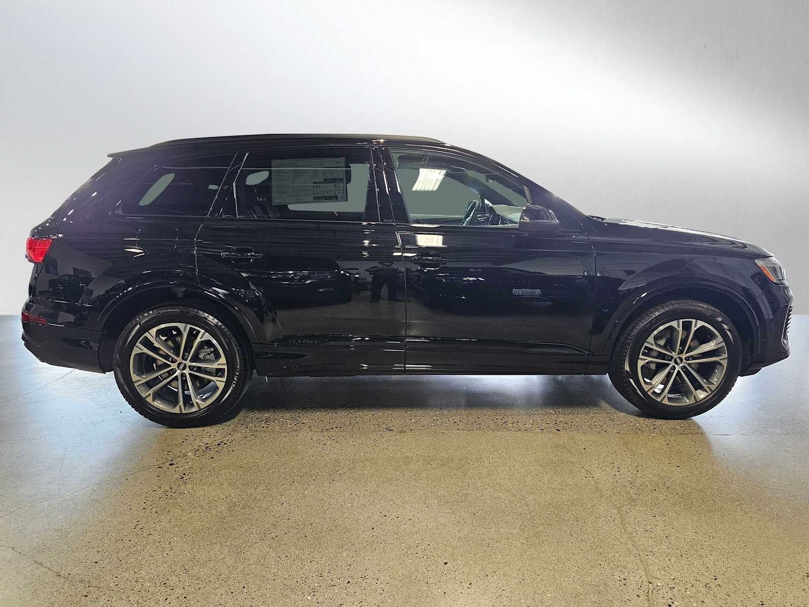 2026 Audi Q7 Premium 45 quattro