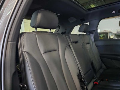 2026 Audi Q7 Premium