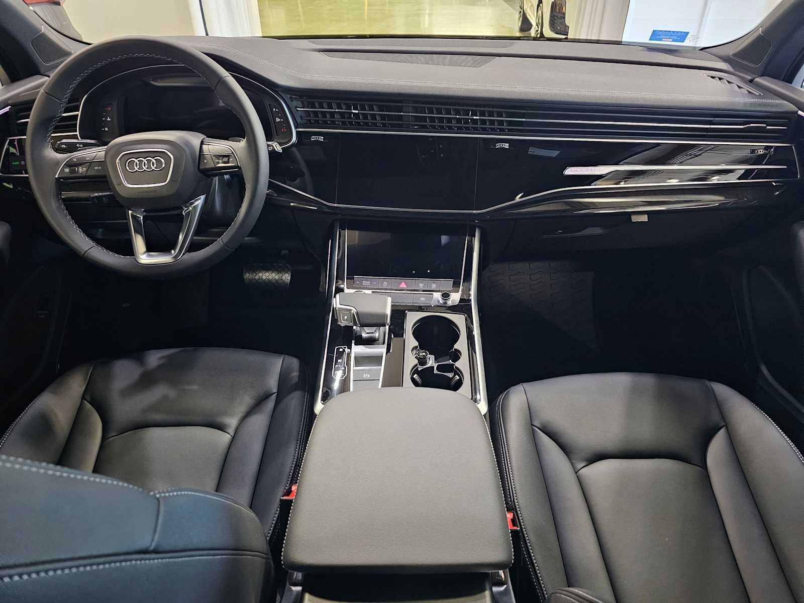 2026 Audi Q7 Premium