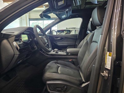 2026 Audi Q7 Premium