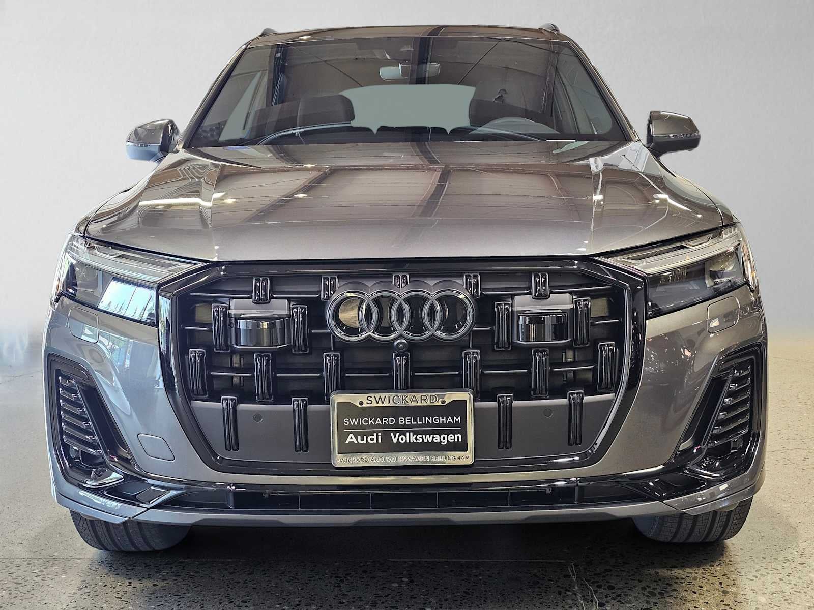 2026 Audi Q7 Premium