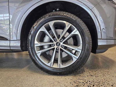 2026 Audi Q7 Premium