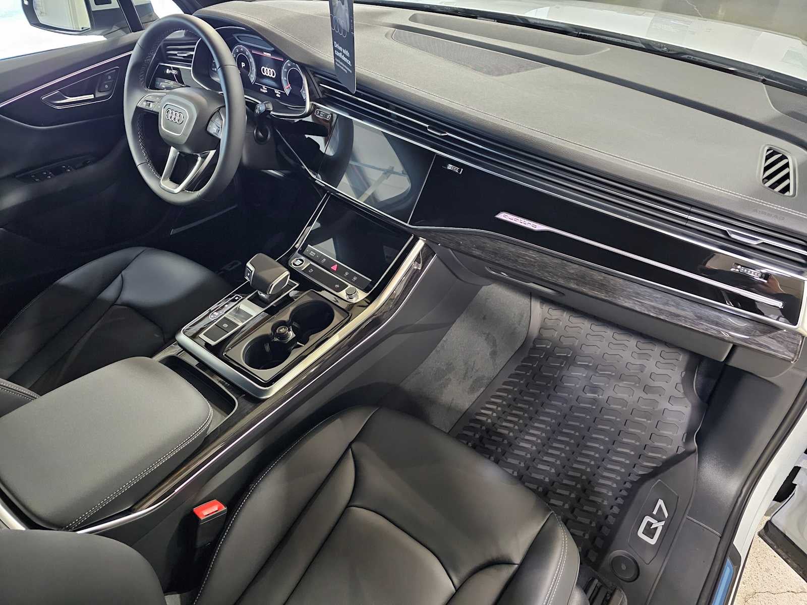 2026 Audi Q7 Premium 45 quattro