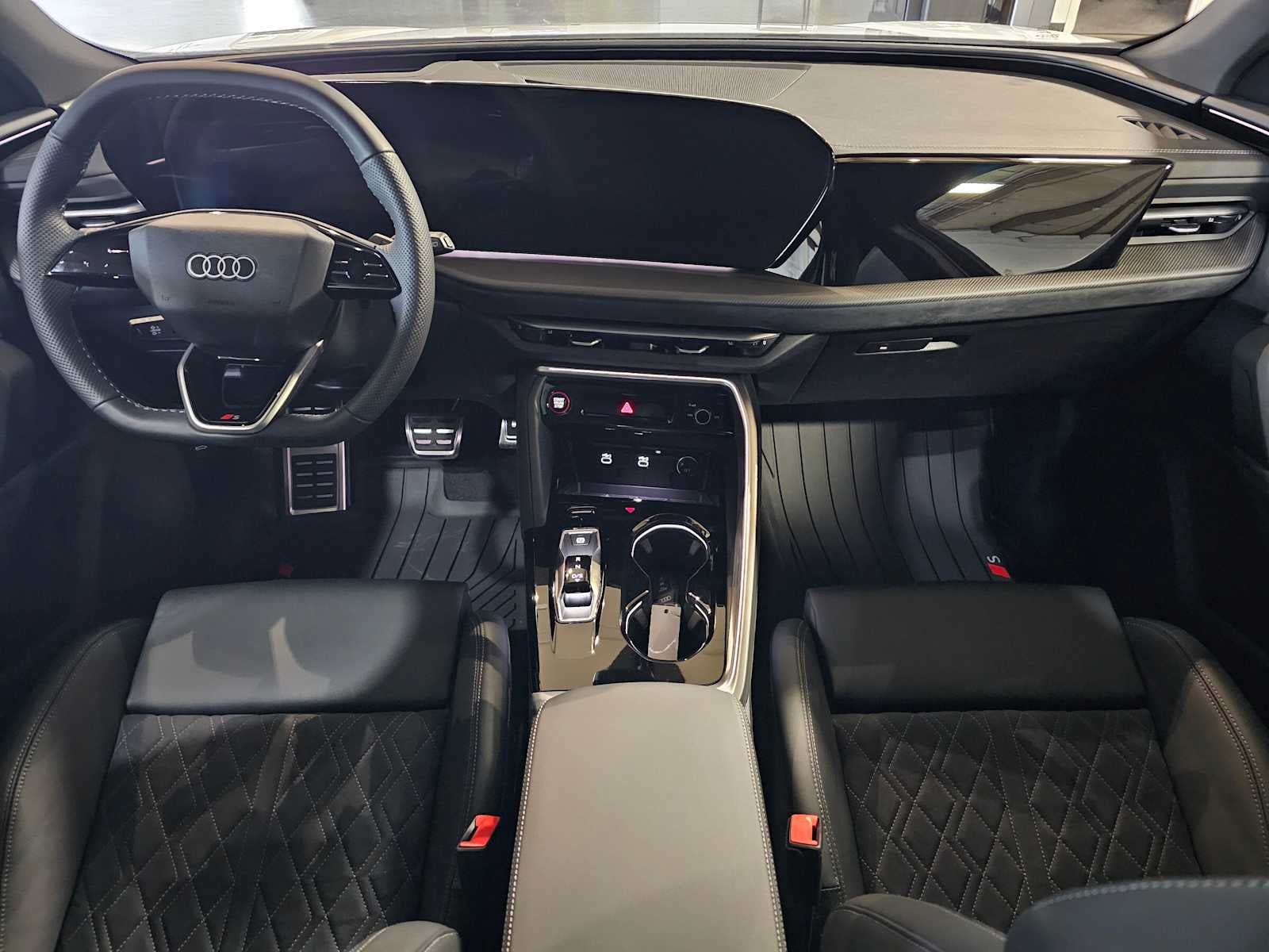 2025 Audi SQ5 Sportback Premium Plus 3.0 TFSI quattro