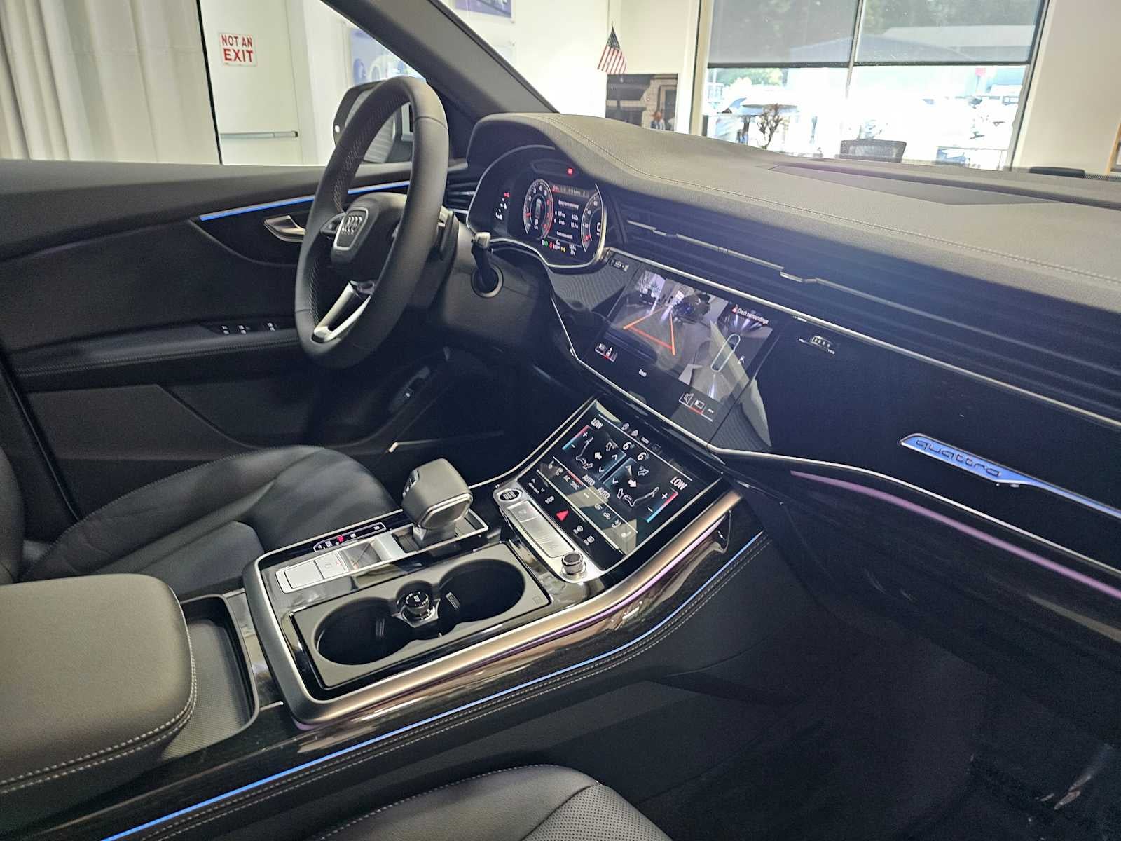 2025 Audi Q8 Premium Plus 55 TFSI quattro