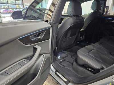 2025 Audi Q8 Premium Plus 55 TFSI quattro