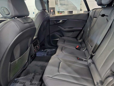 2025 Audi Q8 Premium Plus 55 TFSI quattro