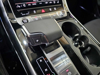 2025 Audi Q8 Premium Plus 55 TFSI quattro