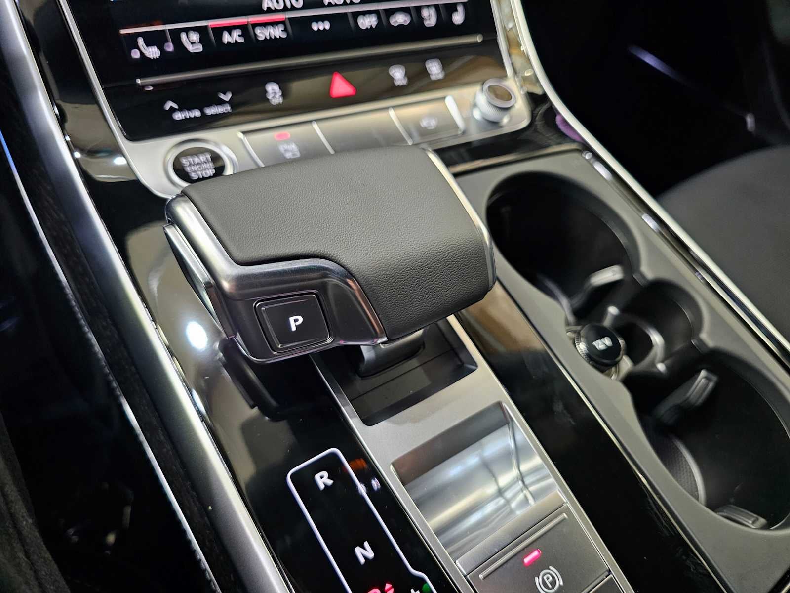 2025 Audi Q8 Premium Plus 55 TFSI quattro