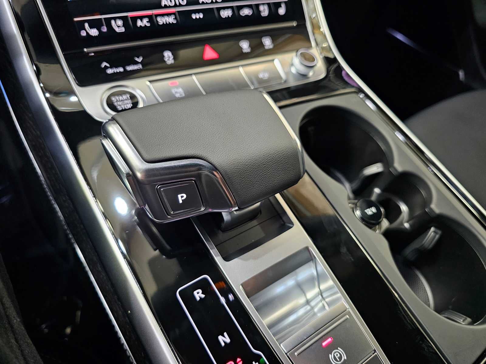 2025 Audi Q8 Premium Plus 55 TFSI quattro