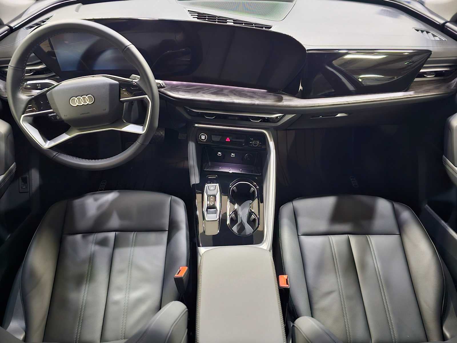 2025 Audi Q5 Sportback Premium 2.0 TFSI quattro