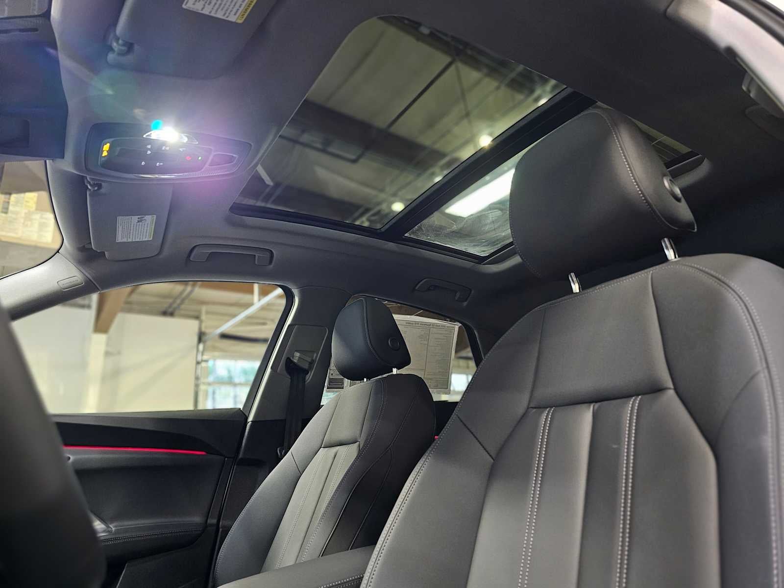 2025 Audi Q5 Sportback Premium 2.0 TFSI quattro