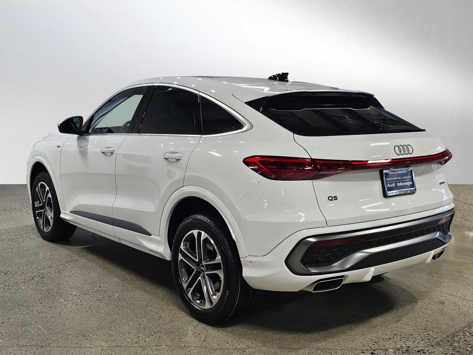 2025 Audi Q5 Sportback Premium 2.0 TFSI quattro