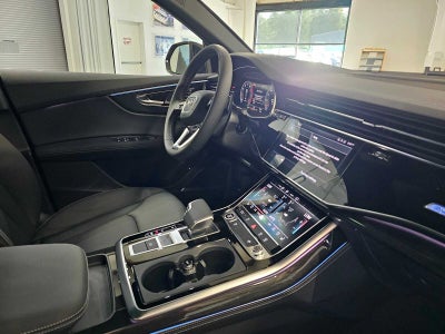 2025 Audi Q8 Premium Plus 55 TFSI quattro