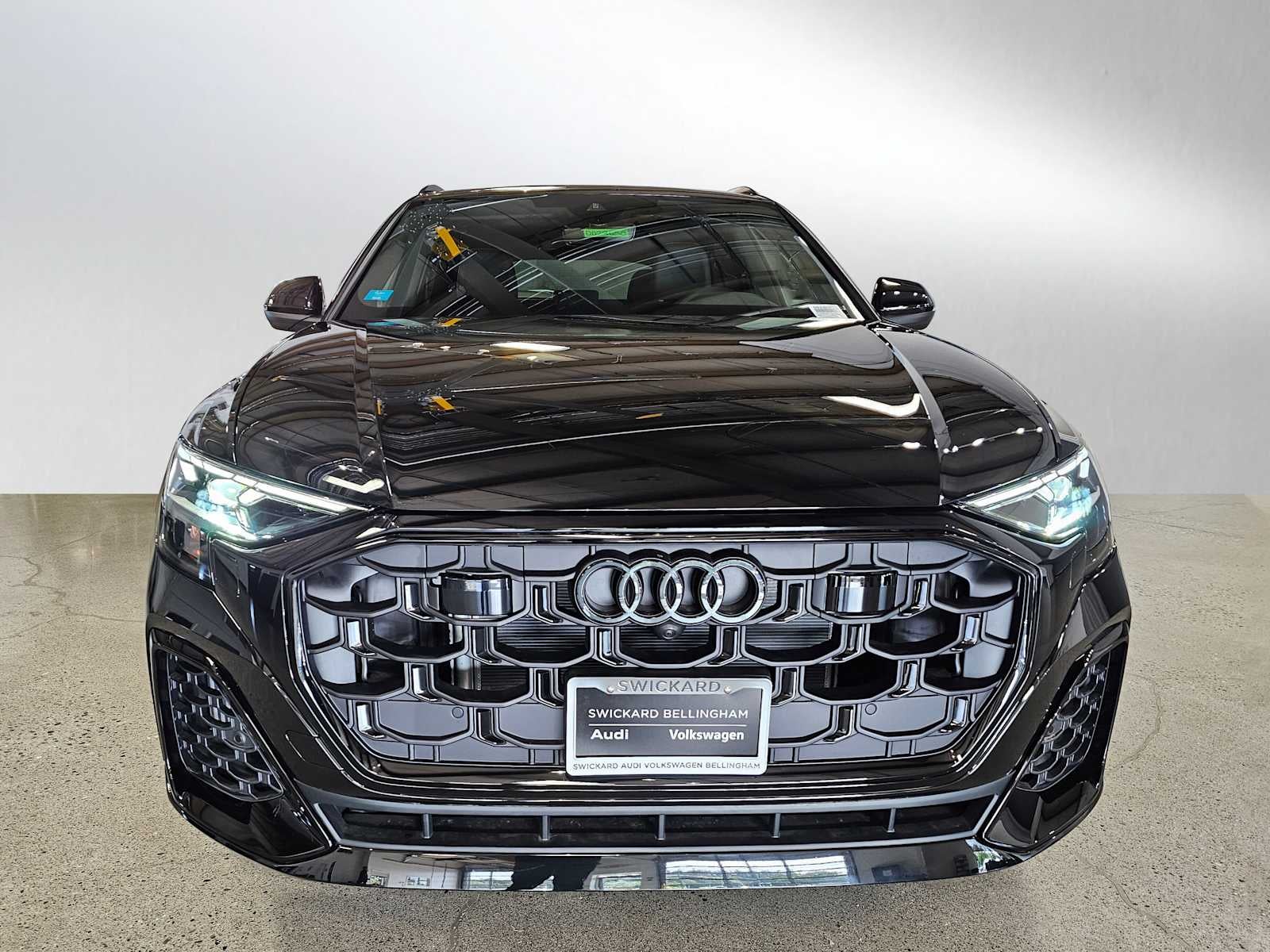 2025 Audi Q8 Premium Plus 55 TFSI quattro