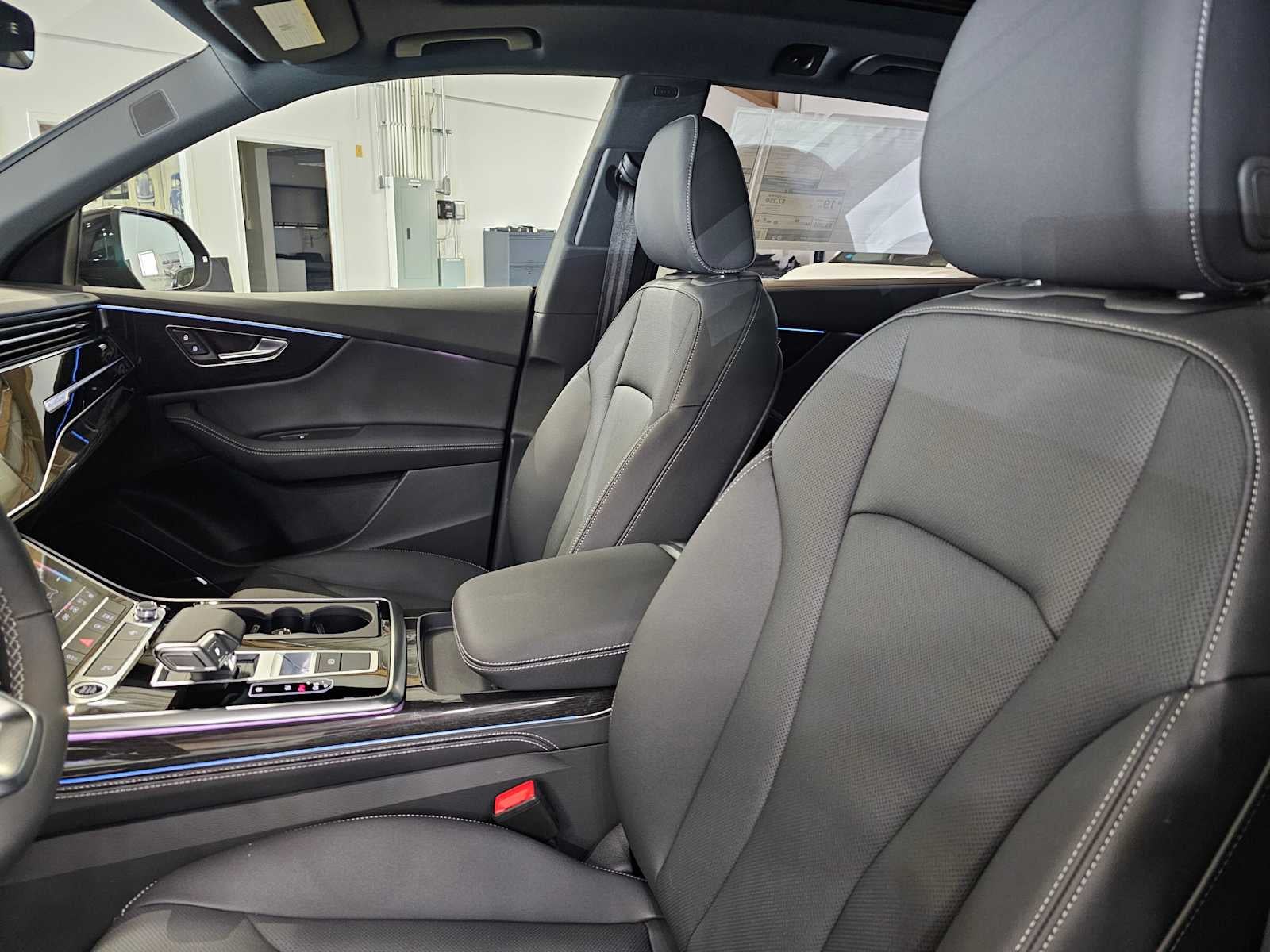 2025 Audi Q8 Premium Plus 55 TFSI quattro