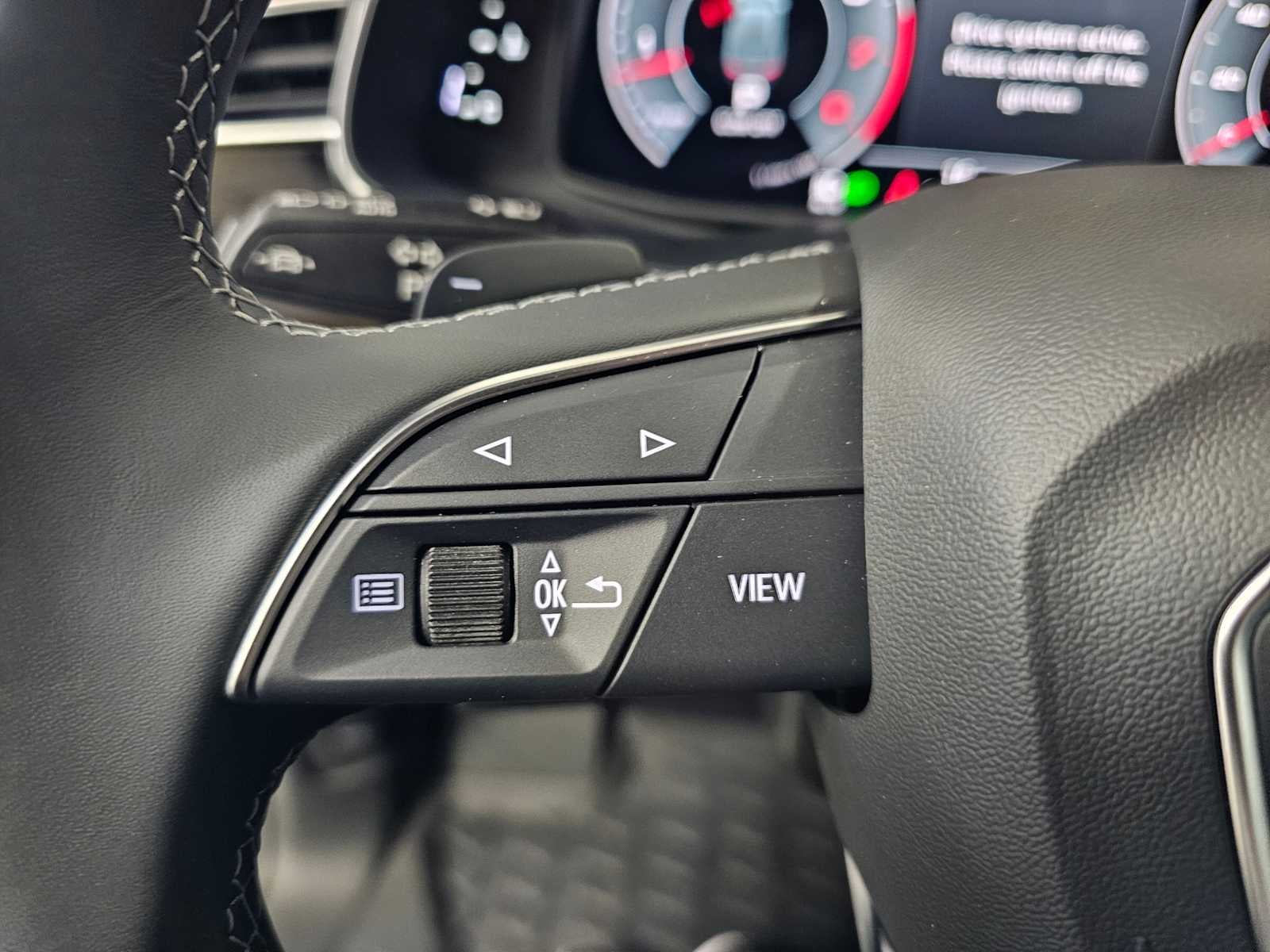 2025 Audi Q8 Premium Plus 55 TFSI quattro