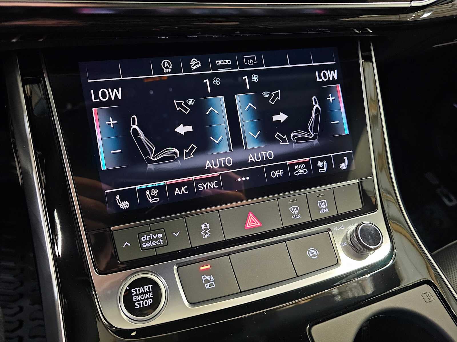 2025 Audi Q8 Premium Plus 55 TFSI quattro
