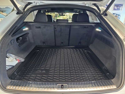 2027 Audi Q8 Premium Plus