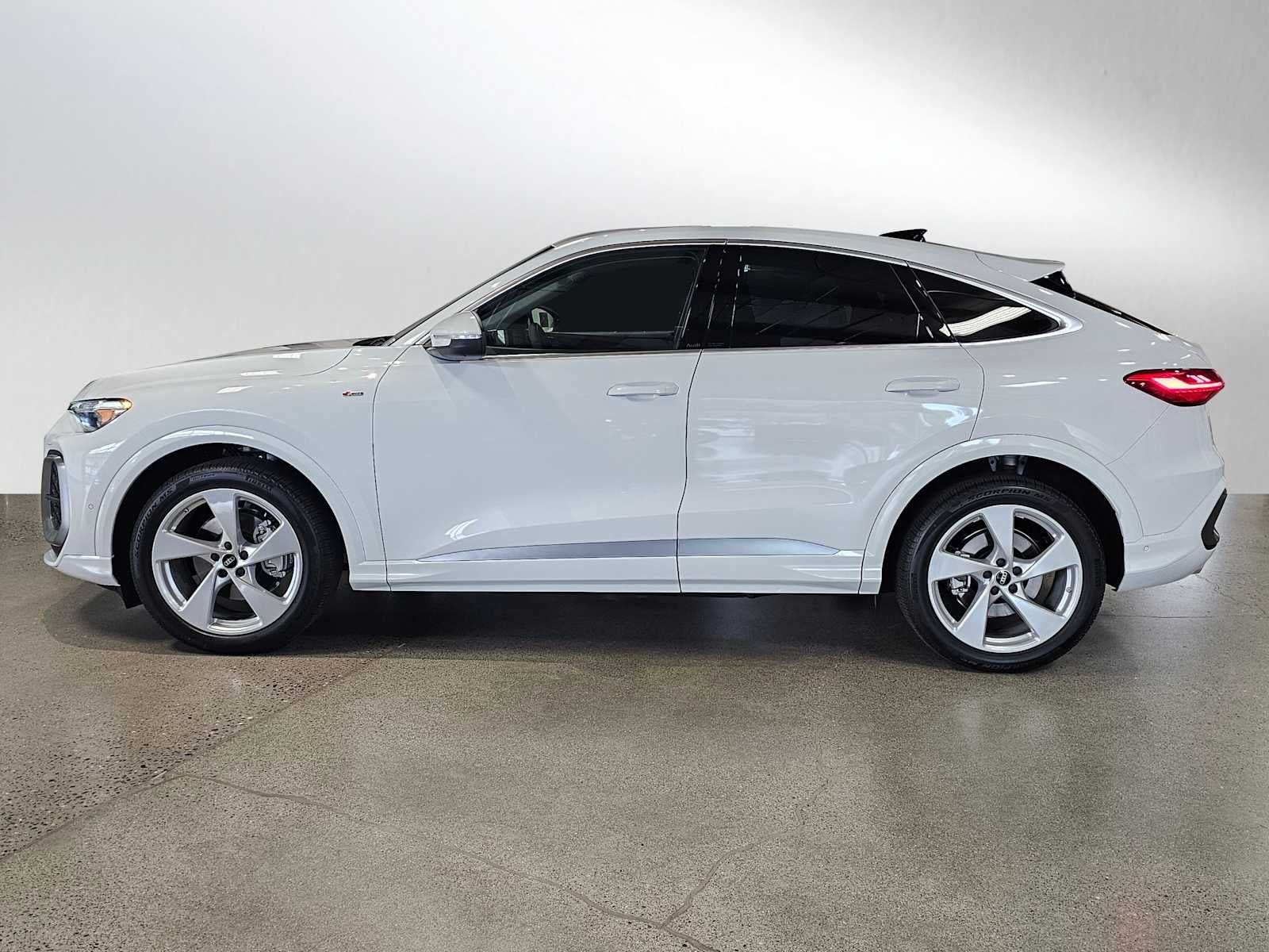 2025 Audi Q5 Sportback Prestige 2.0 TFSI quattro