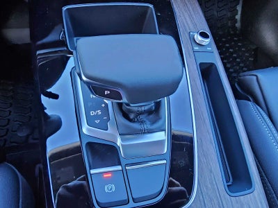 2025 Audi Q5 S line Premium 55 TFSI e quattro