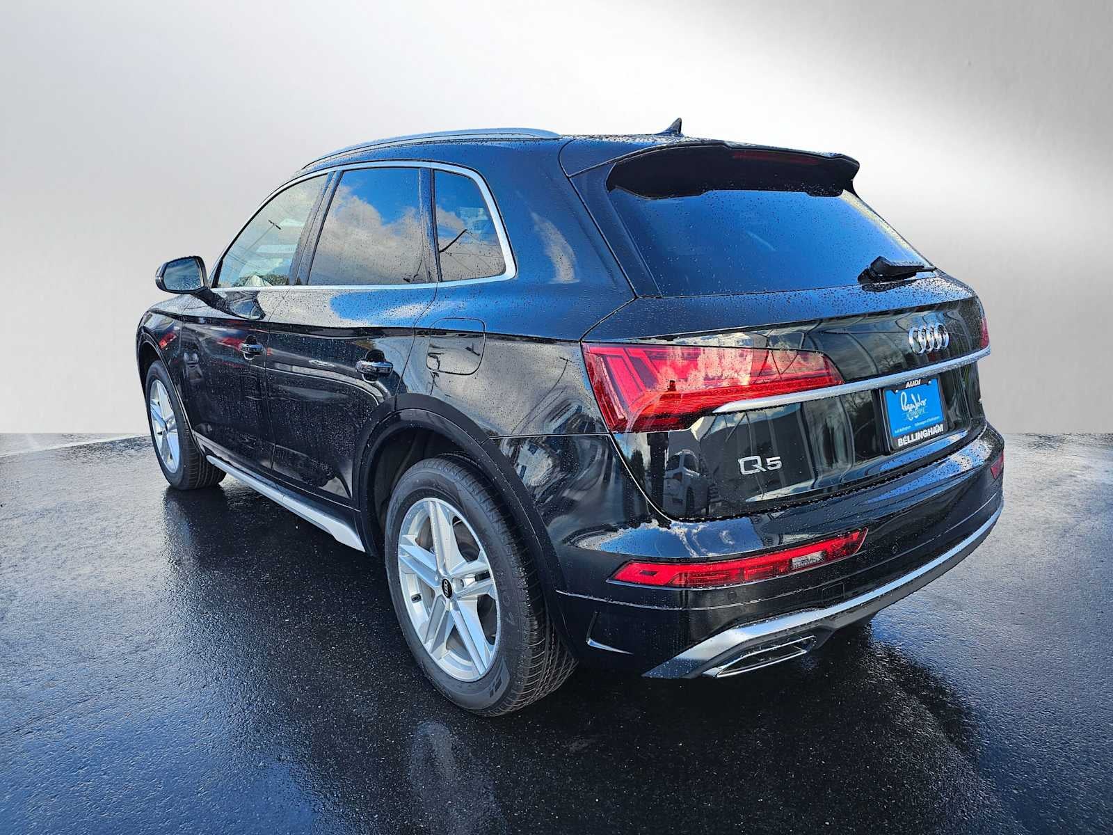 2025 Audi Q5 S line Premium 55 TFSI e quattro