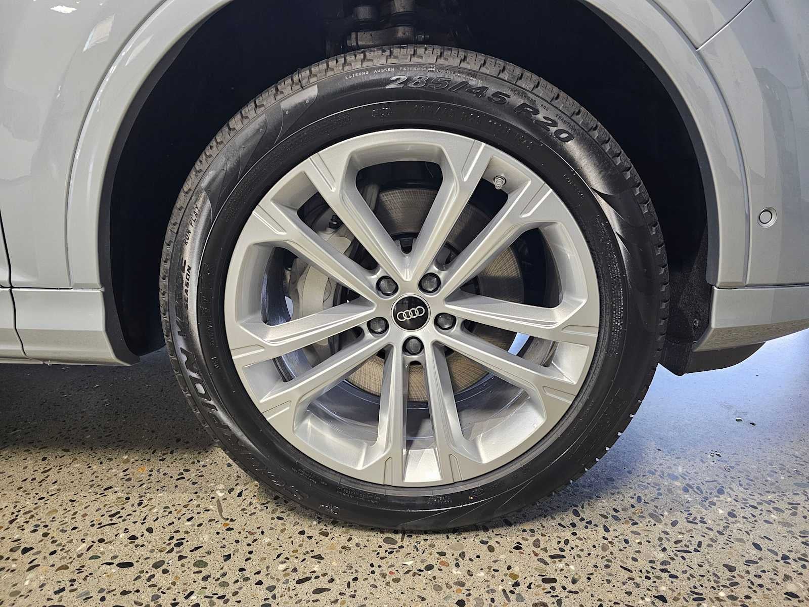 2026 Audi Q7 Premium Plus 45 quattro