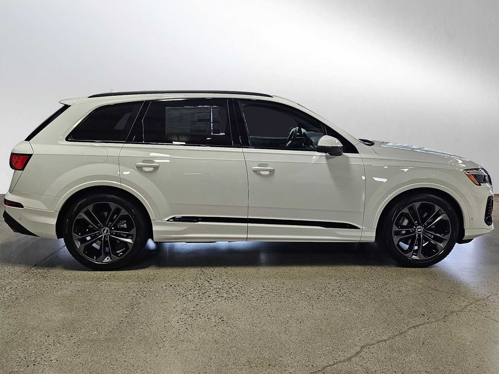 2026 Audi Q7 Premium Plus 55 quattro