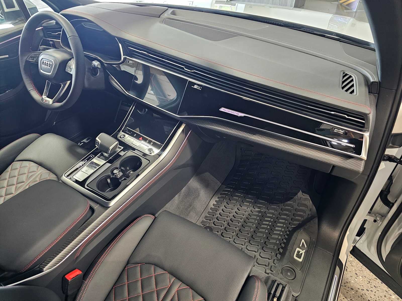 2026 Audi Q7 Prestige 55 quattro *Ltd Avail*