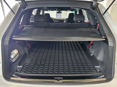 2026 Audi Q7 Prestige 55 quattro *Ltd Avail*