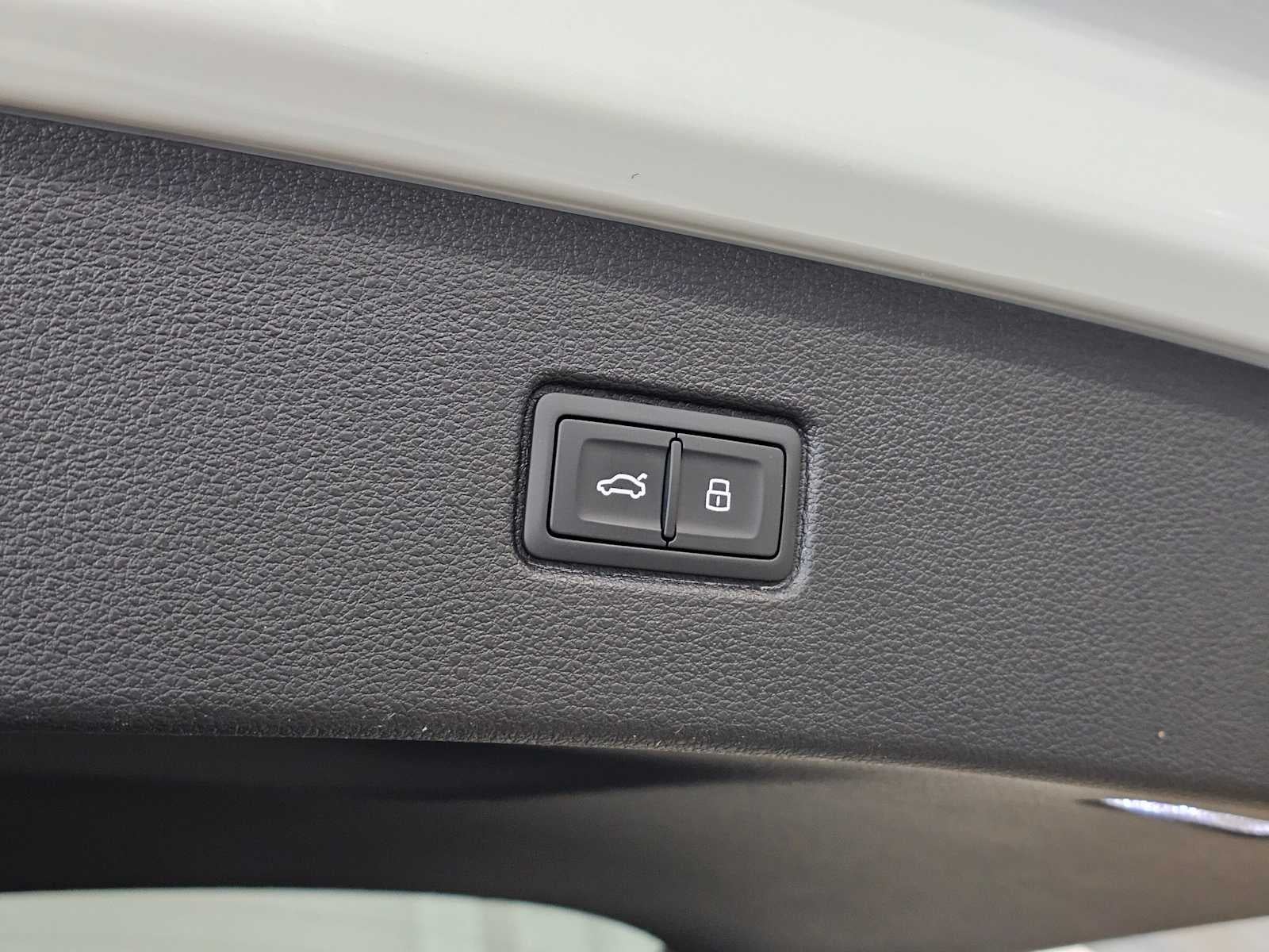 2026 Audi Q7 Prestige 55 quattro *Ltd Avail*