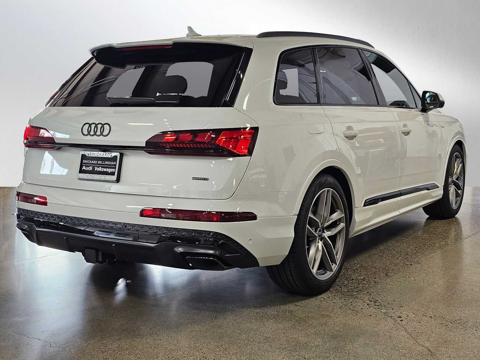 2026 Audi Q7 Prestige 55 quattro *Ltd Avail*