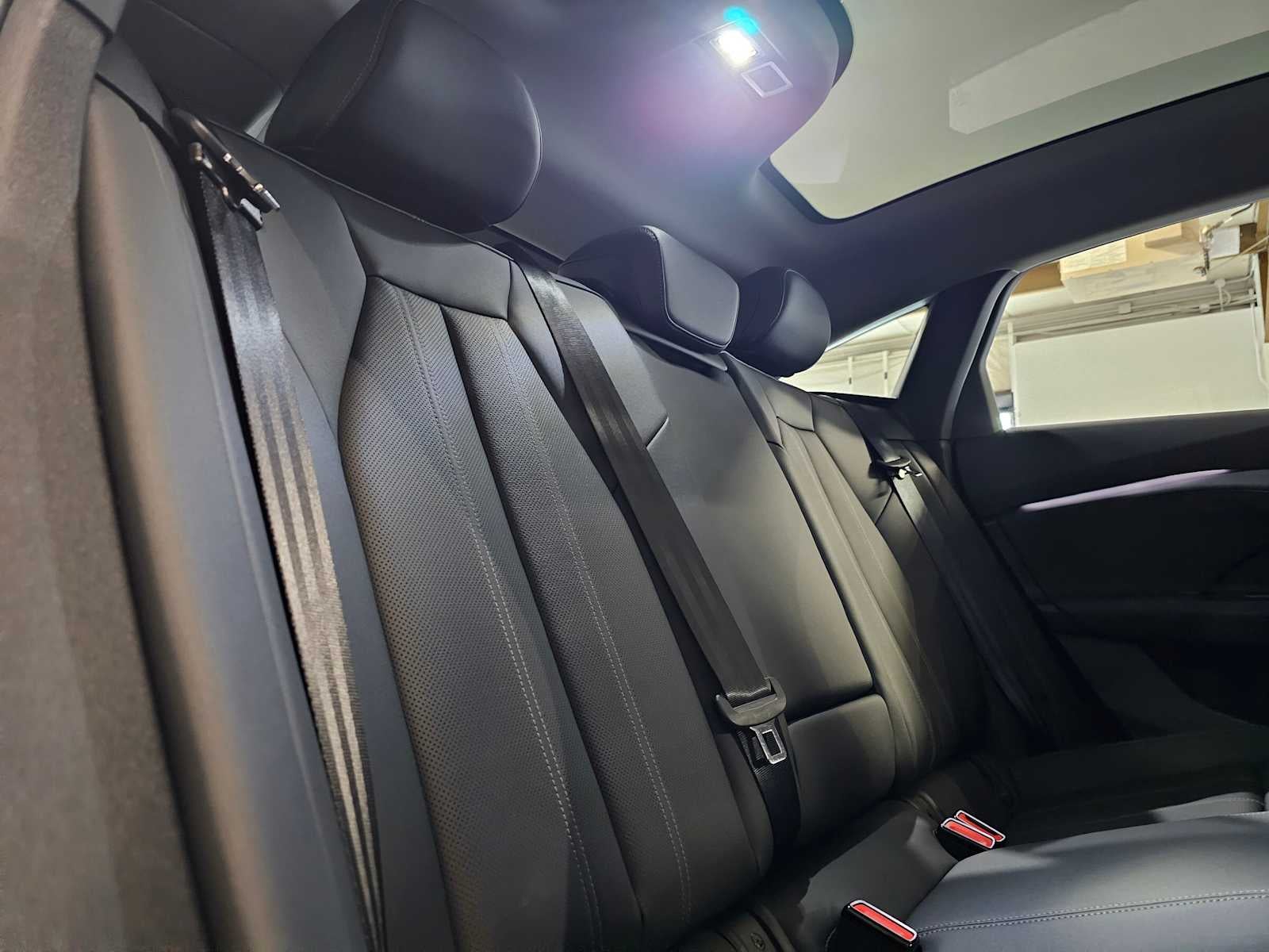 2025 Audi A6 e-tron Prestige quattro