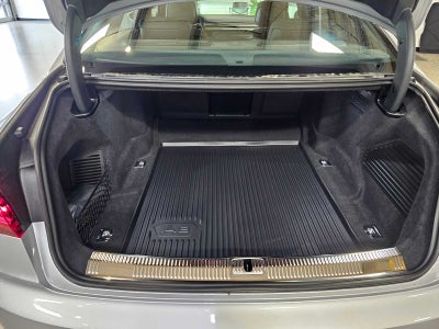 2025 Audi A8 L 55 TFSI quattro