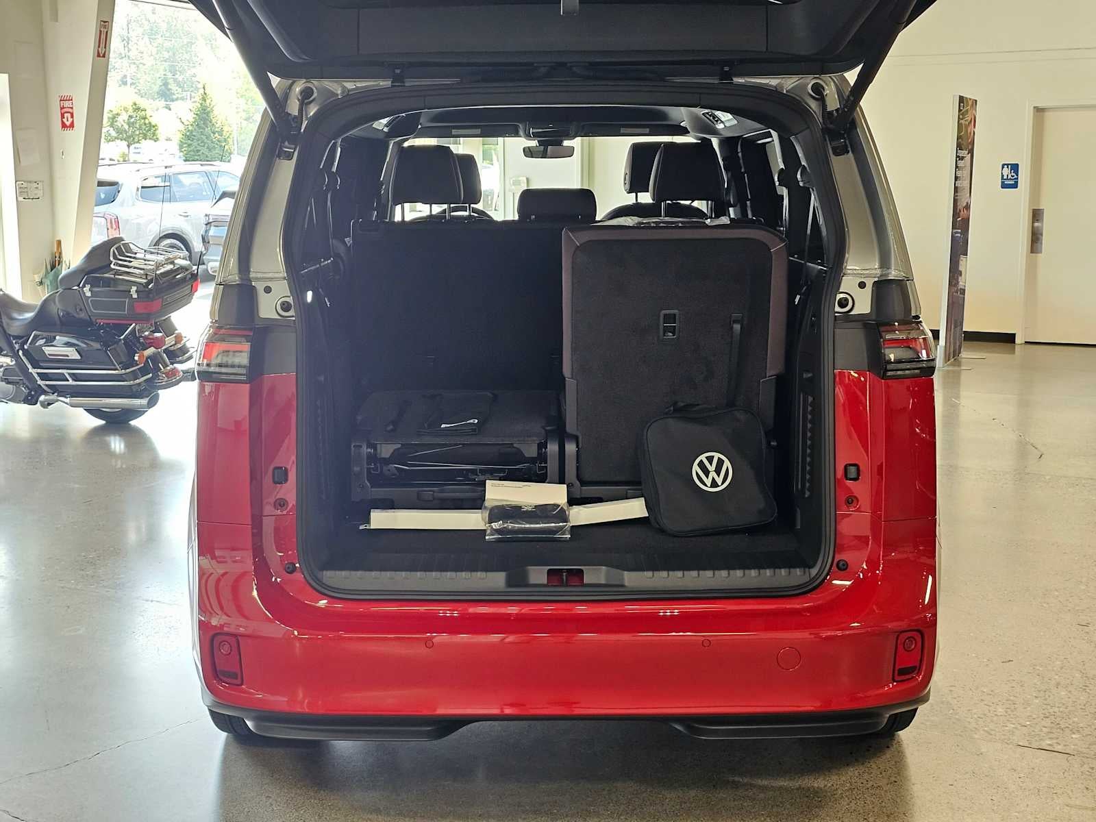 2025 Volkswagen ID. Buzz Pro S RWD w/Two-Tone