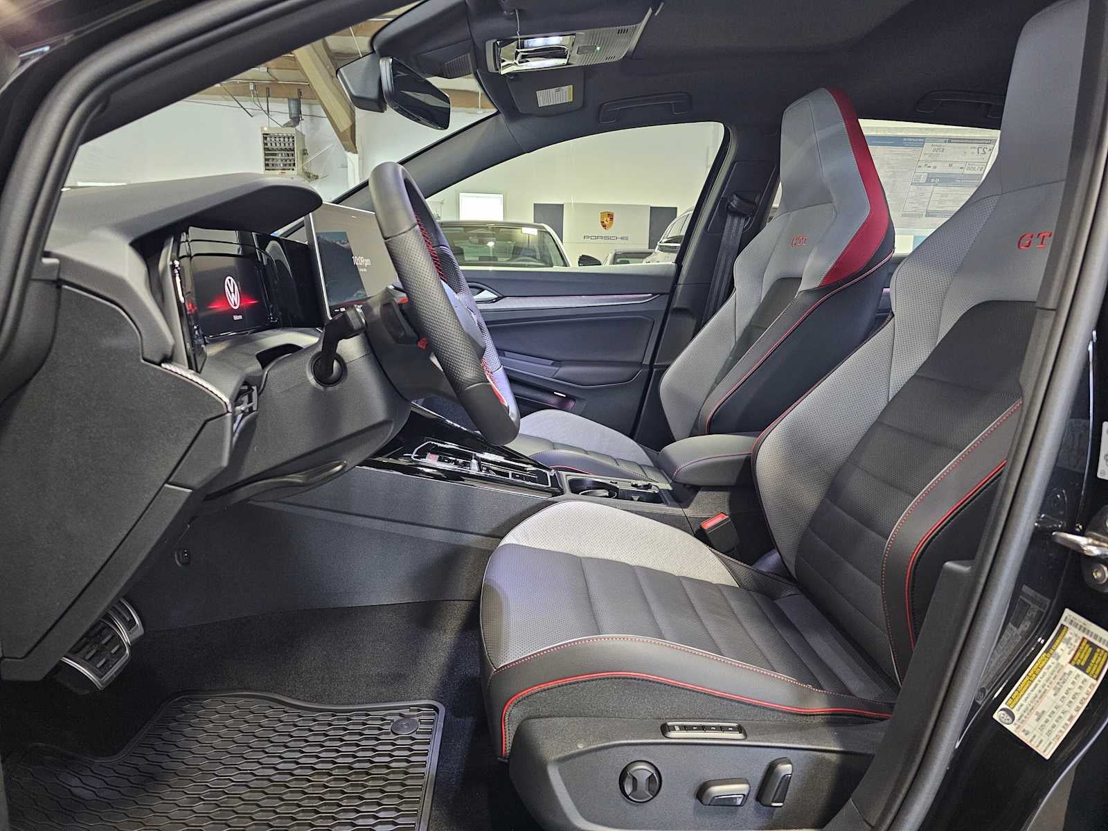 2026 Volkswagen Golf GTI 2.0T SE DSG