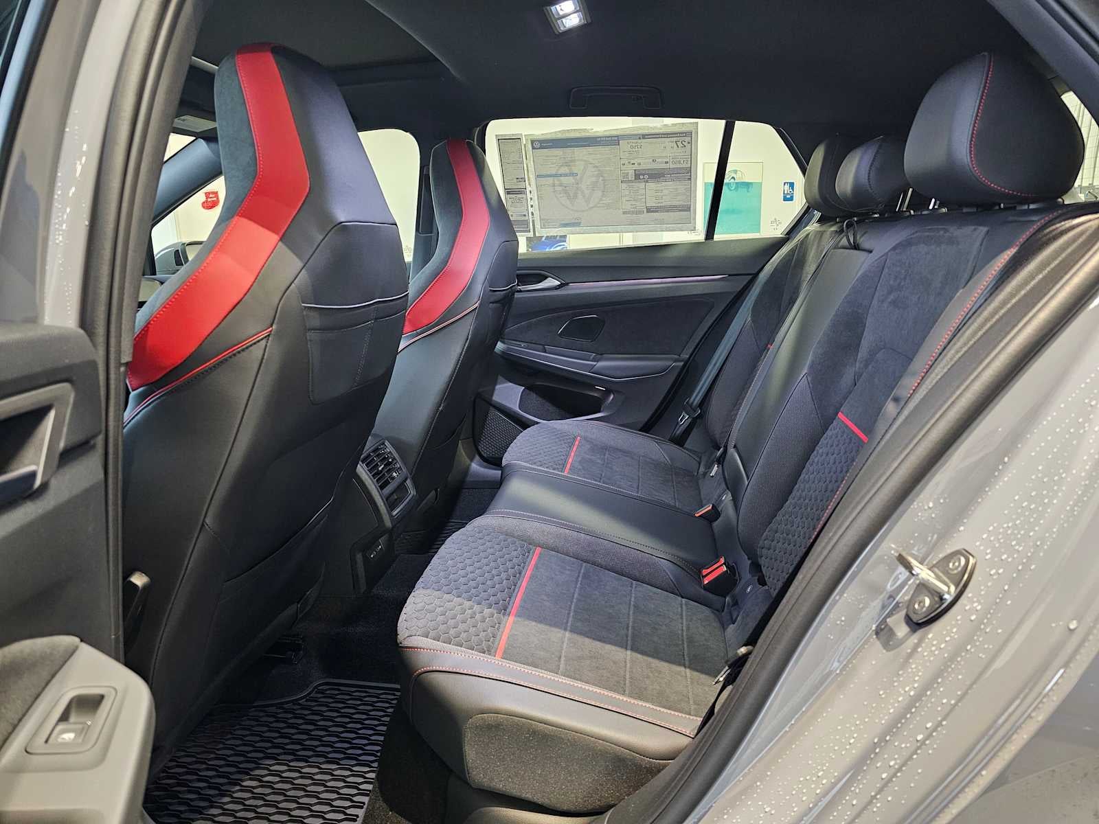 2026 Volkswagen Golf GTI 2.0T SE DSG