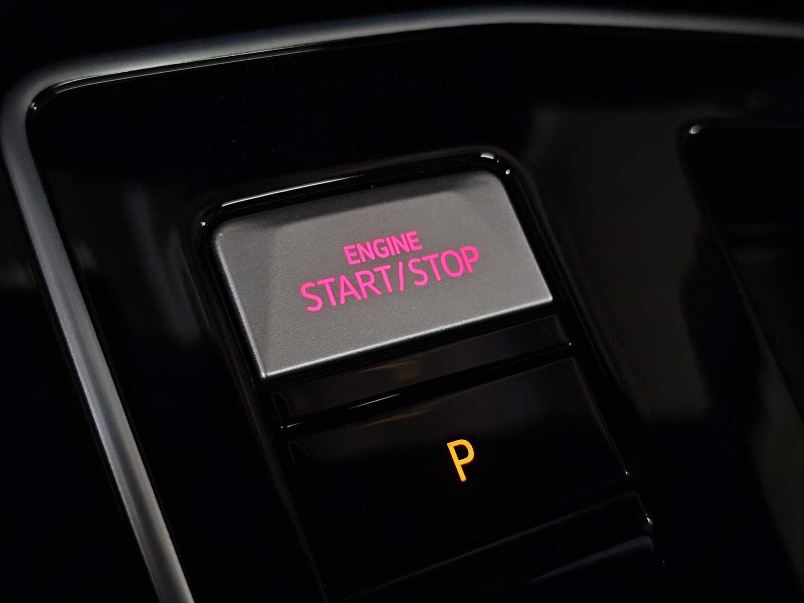 2026 Volkswagen Golf GTI 2.0T SE DSG