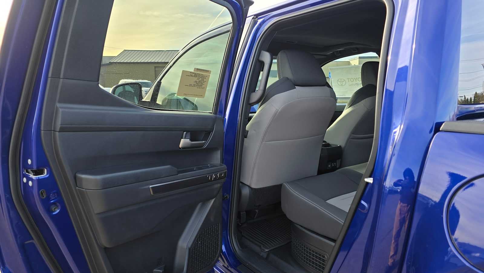 2025 Toyota Tacoma TRD Off Road Hybrid