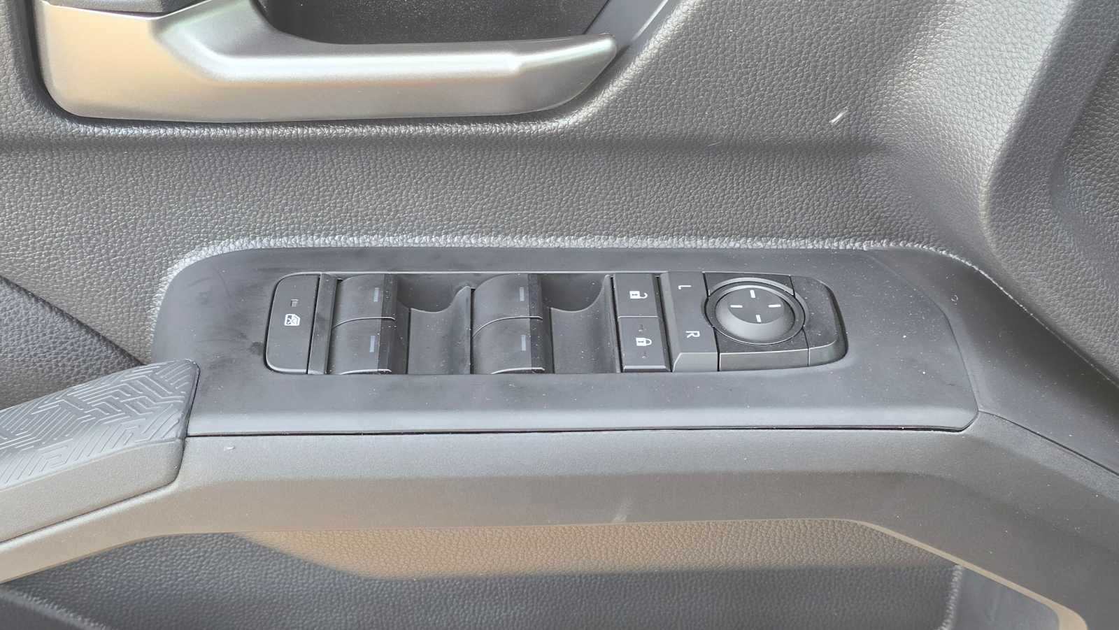 2025 Toyota Tacoma TRD Off Road Hybrid