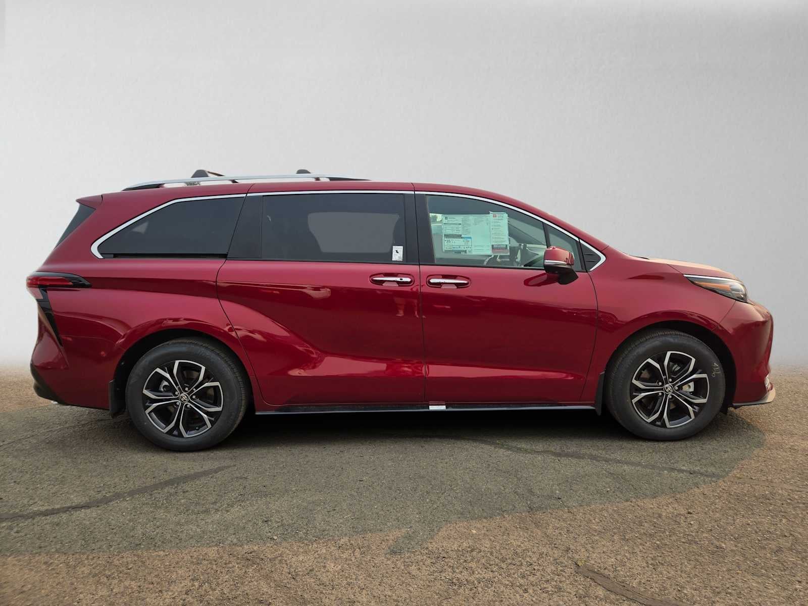 2026 Toyota Sienna Platinum
