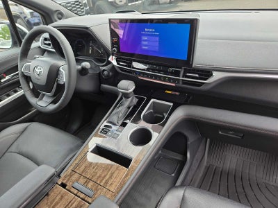 2026 Toyota Sienna Platinum