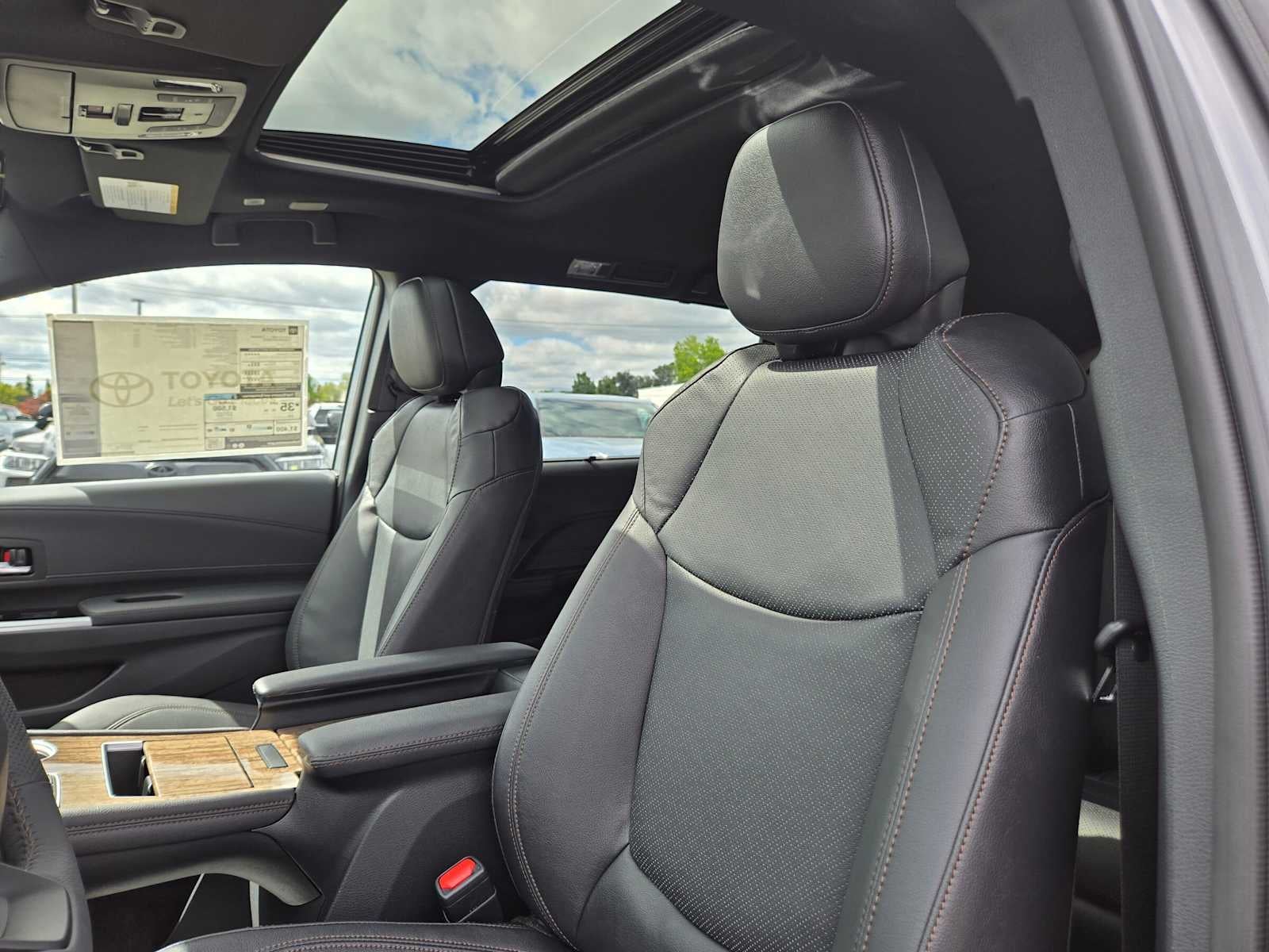 2026 Toyota Sienna Platinum