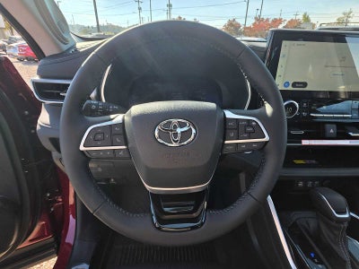 2026 Toyota Highlander Platinum