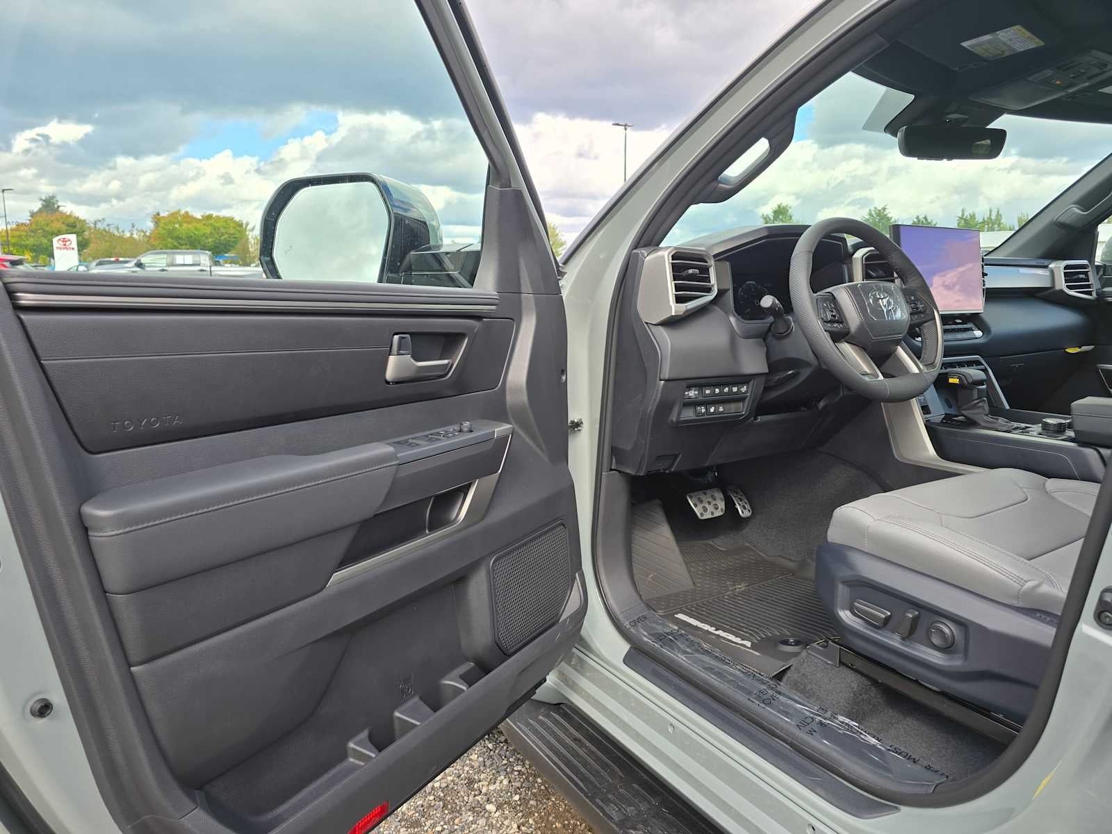 2026 Toyota Sequoia SR5