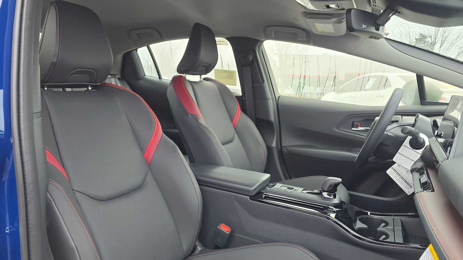 2025 Toyota Prius Plug-In Hybrid XSE